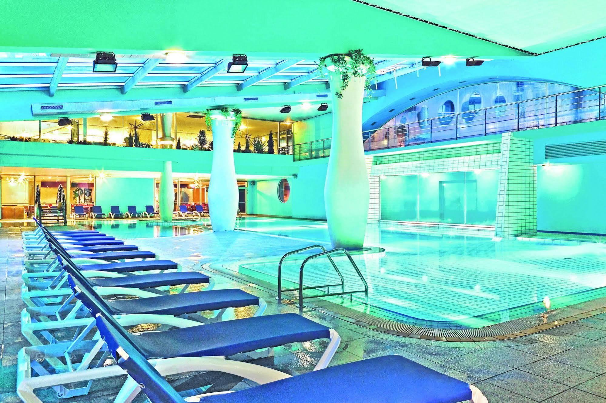 Talmont-Saint-Hilaire Club Vacances Bleues Les Jardins De L'Atlantique מראה חיצוני תמונה